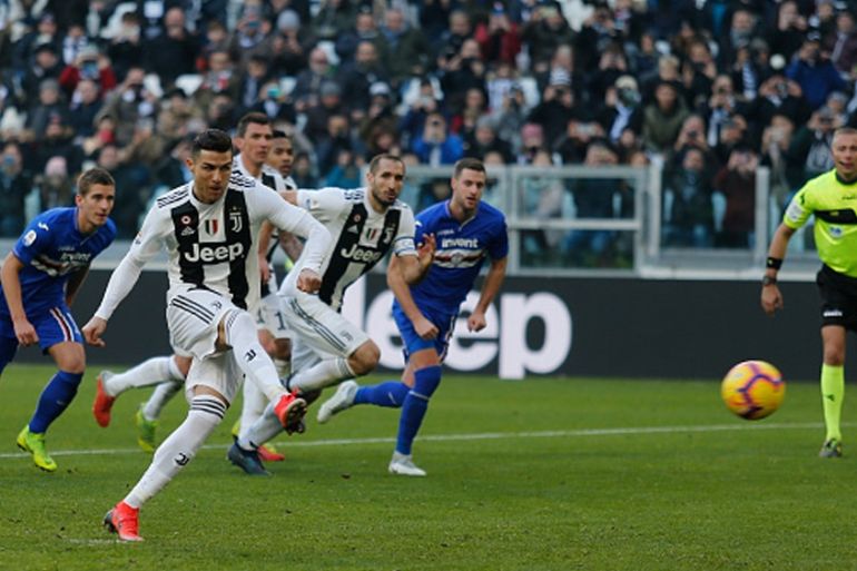 Juventus v UC Sampdoria - Serie A Cristiano Ronaldo during Serie A match between Juventus v Sampdoria, in Turin, on December 29, 2018 (Photo by Loris Roselli/NurPhoto via Getty Images).