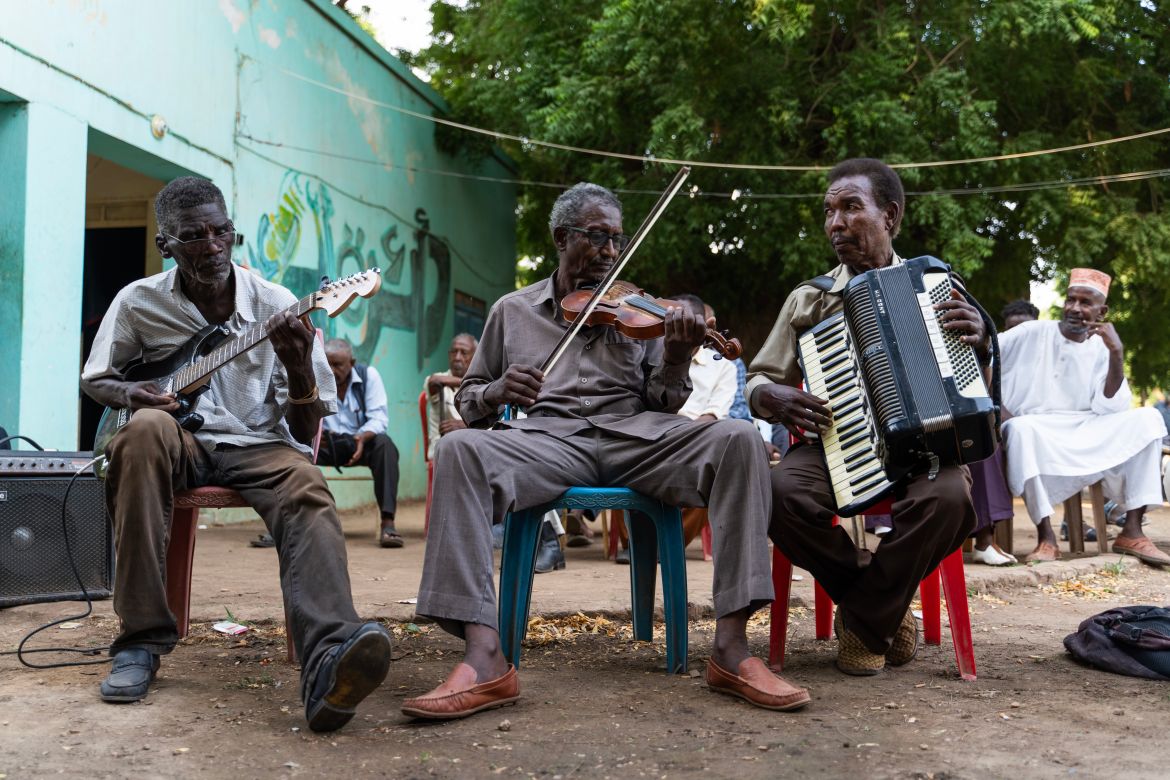 Local musicians in Wad Madani used music to support those who fled the war in Khartoum.