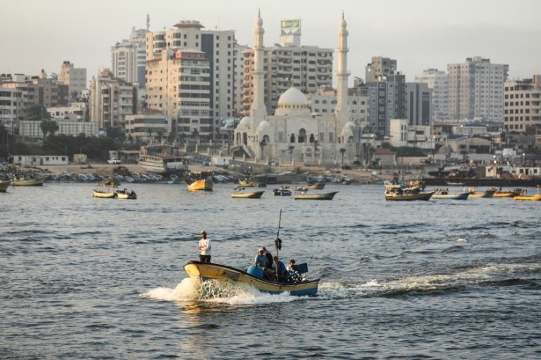 Israel extends fishing perimeter to 9 miles in Gaza